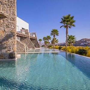 Aeonic Suites And Spa