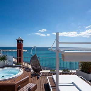 Apulia Charming Suites - Suite Perla con vista mare e hot Jacuzzi